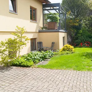 Apartment über Den Dächern Von